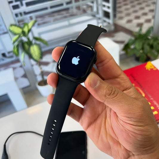 Apple Watch Series 10 Titanium – Super Lightweight Smartwatch 46mm